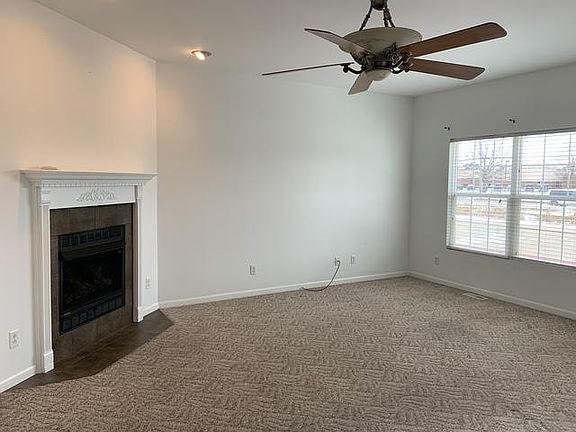 2nd image of 515 Oakley Ave #C