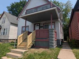 2766 N 35th St, Milwaukee, WI