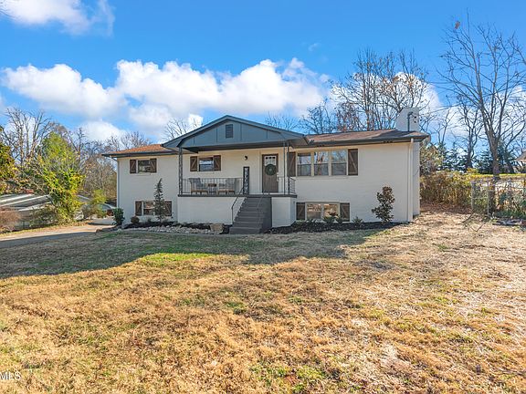 2nd image of 6617 Wachese Ln