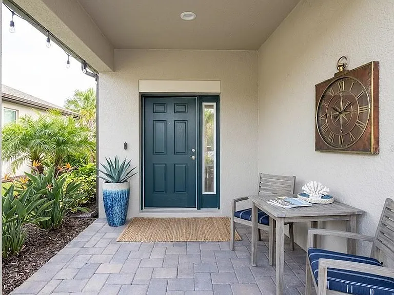 2952 Marine Grass Dr — Photo 2