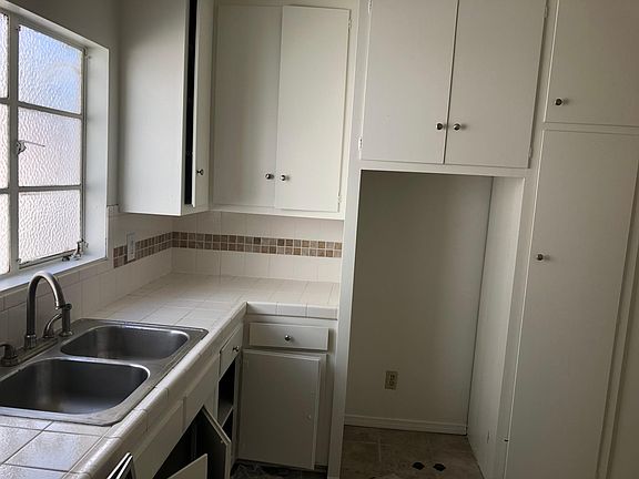 2nd image of 110 N Cedar St APT 15