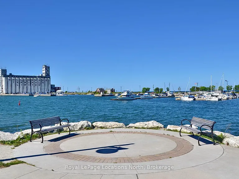 31 Huron St #603 — Photo 43