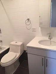 Rented by City Prime Commercial Realty 