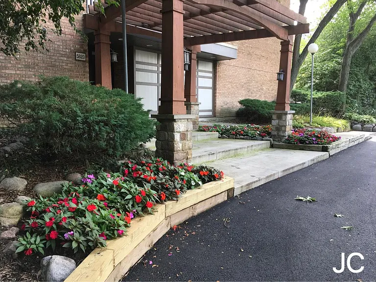 5820 Oakwood Dr — Photo 10