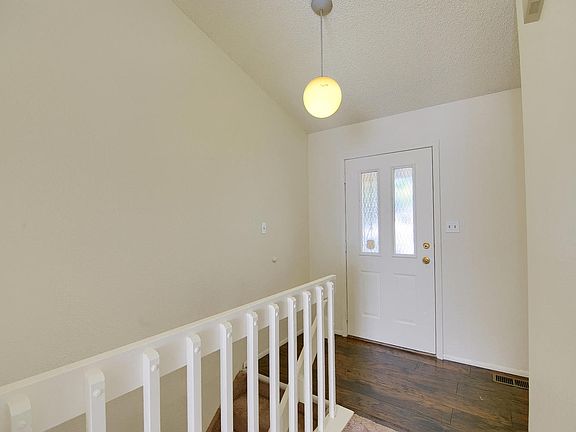5th image of 4549 Lamplighter Cir