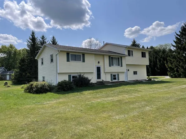 4674 Pierceville Road, Cottage Grove, WI 53527