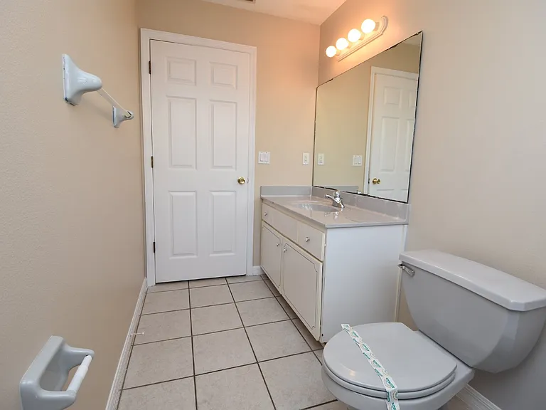 33 Lloyd Trl #B — Photo 10