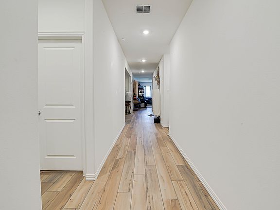 2nd image of 2116 Okeefe Ct