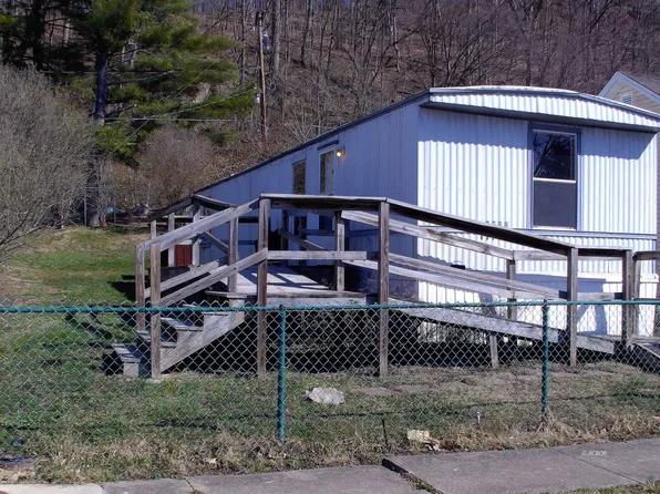 1000 Walnut St, Nelsonville, OH 45764