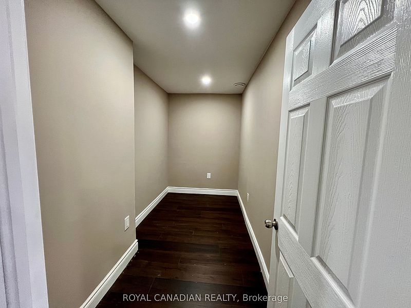 Kitchener House for rent - 1 Bedroom — photo 6