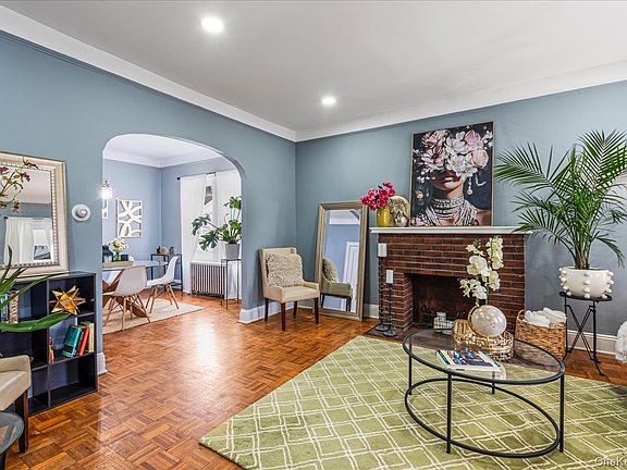 4th image of 19619 89th Road