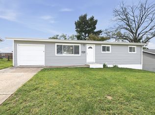 1230 Acredale Dr, Florissant, MO 63033