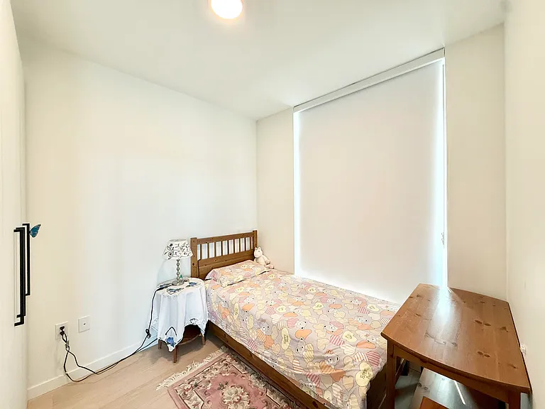 8415 Granville St #507 — Photo 12