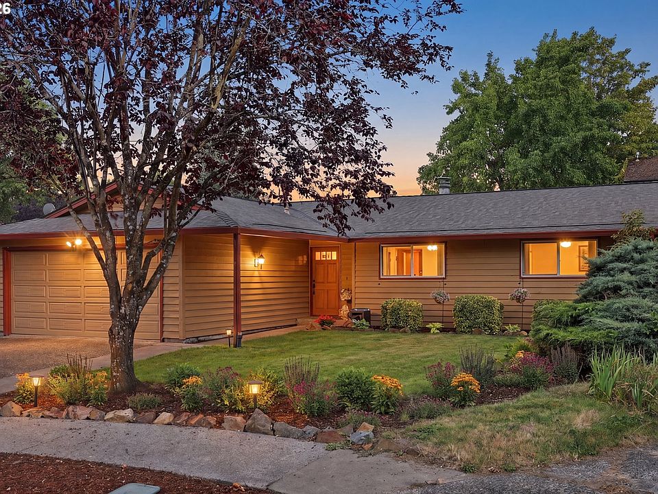 1st image of 3914 SE Douglass Ct