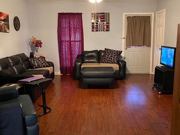 4th image of 3475 Cherry Cv W