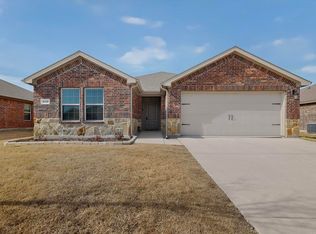 609 Iron Hill Ln, Royse City, TX 75189