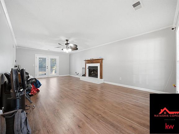 5th image of 1232 Friarsgate Blvd
