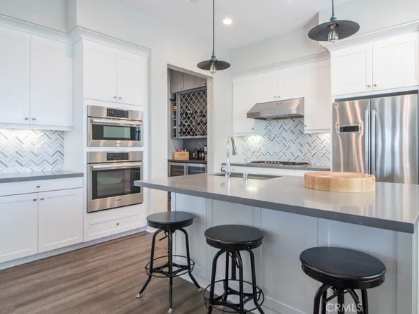 157 Follyhatch, Irvine, CA 92618