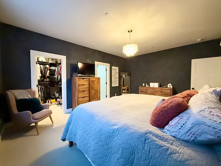 251 San Pedro Ave — Photo 20