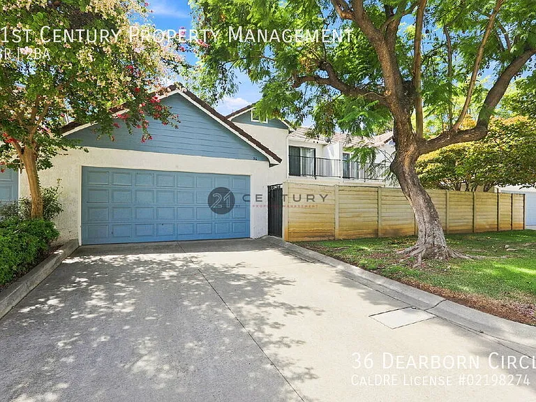 36 Dearborn Cir — Photo 18