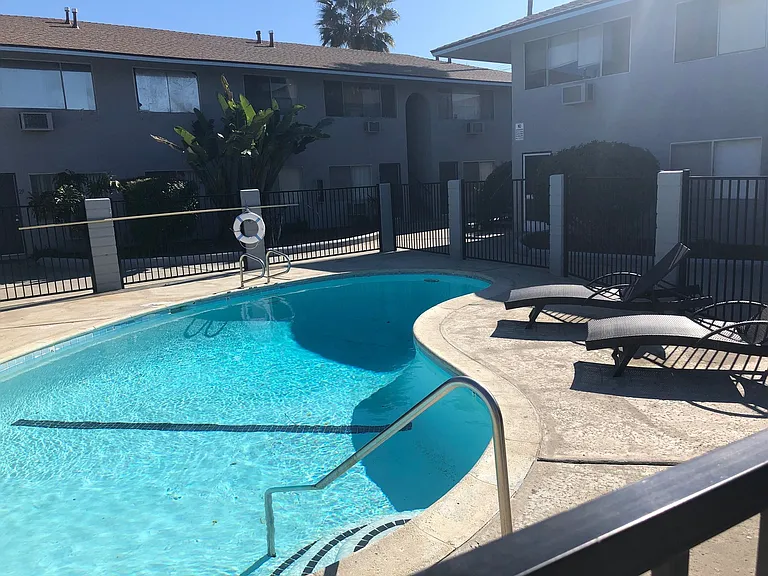 Villa Platinum Apartments — Photo 36