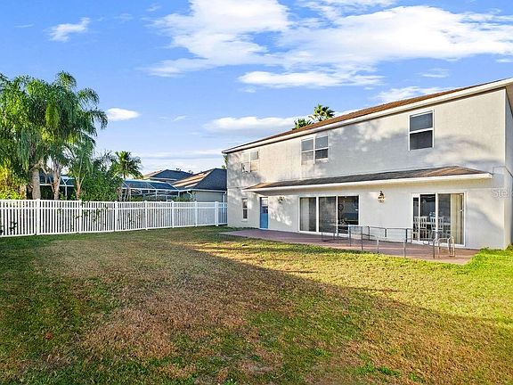 3rd image of 1349 Castleport Rd