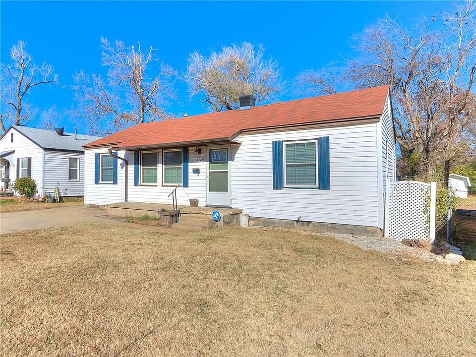 1st image of 4749 SE 23rd St