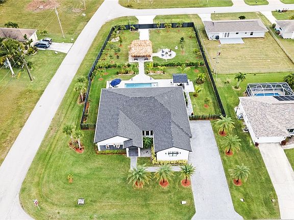 5th image of 2507 NE 23rd Ave