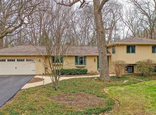 6N381 Old Homestead Rd, Saint Charles, IL 60175