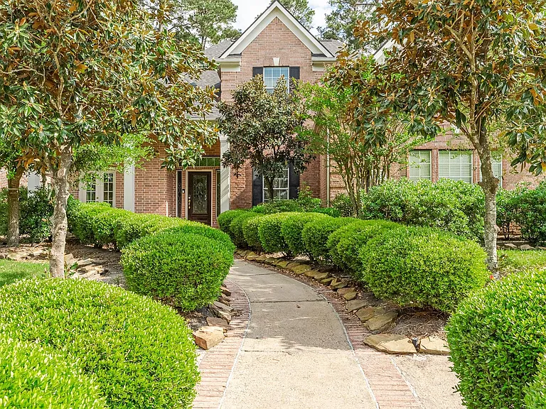 3007 Smokey Hollow Dr — Photo 1