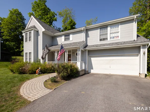 205 Oakbrook Lane, Torrington, CT 06790