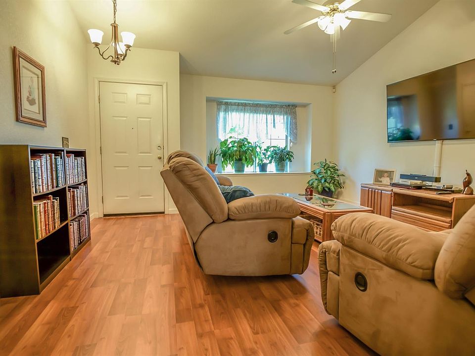 2nd image of 8158 Grandstaff Dr