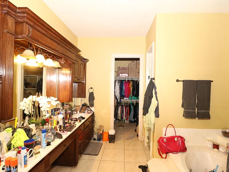 Huge Master Bath w Walk in Closets