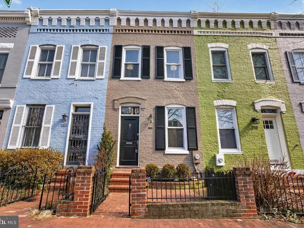 316 11th St SE, Washington, DC 20003