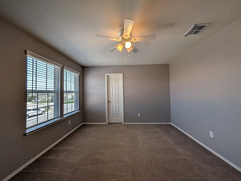 357 Autumn Blaze — Photo 35