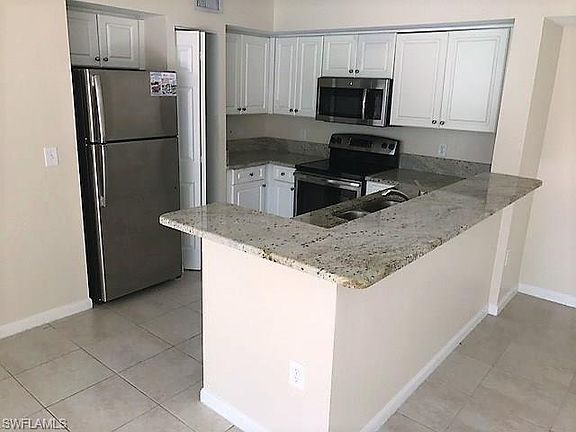 3rd image of 1180 Wildwood Lakes Blvd APT 203