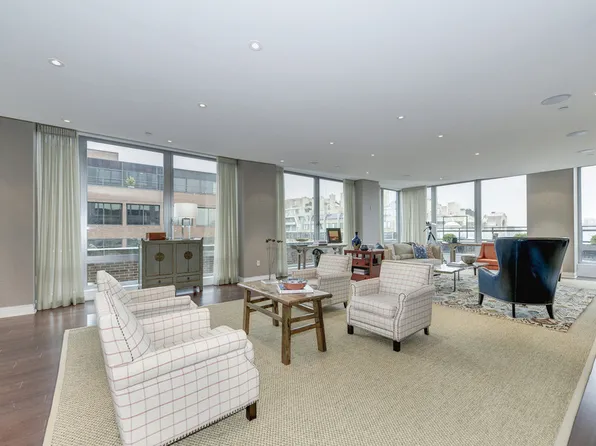 3150 S St NW, Washington, DC 20007