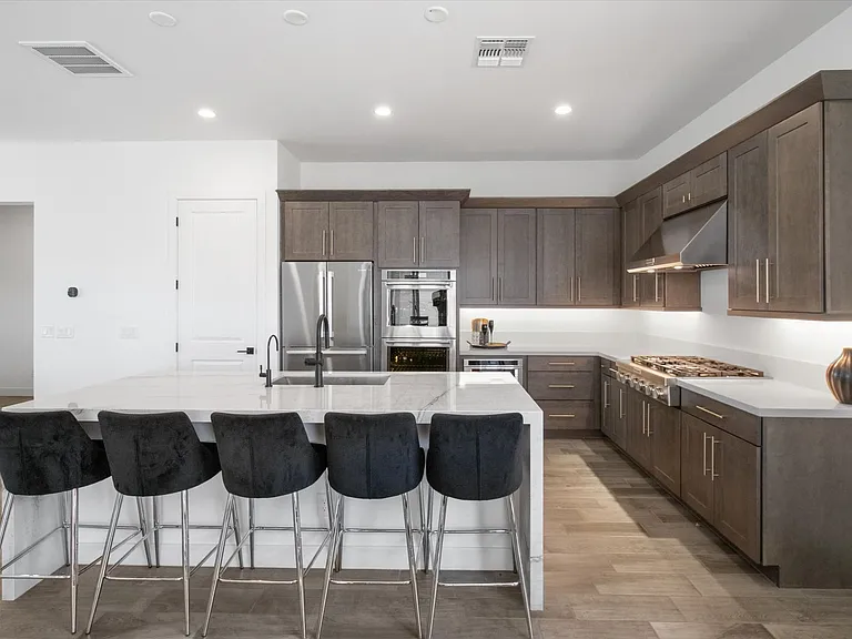 17254 W Vacaville St — Photo 32