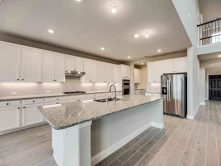 412 Winding Creek Ln — Photo 10