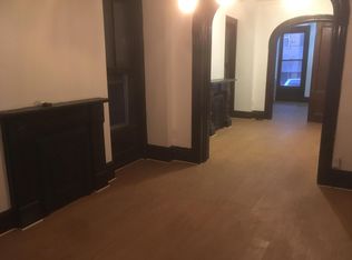 301 3rd St #1, Troy, NY 12180