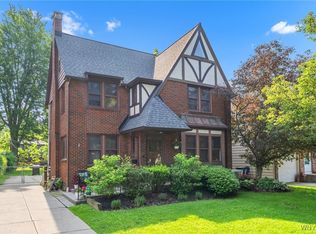 176 Mount Vernon Rd, Amherst, NY 14226