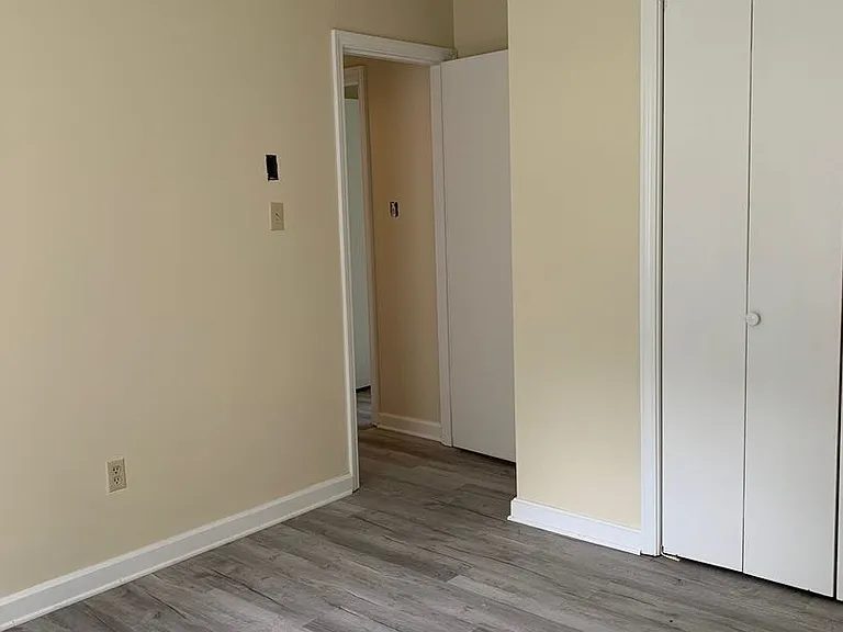 208 Woodbine Dr — Photo 9