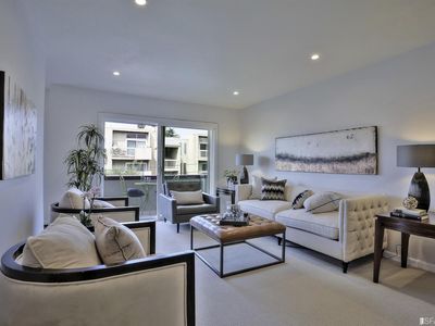 127 Bayo Vista Ave APT 206, Oakland, CA, 94611