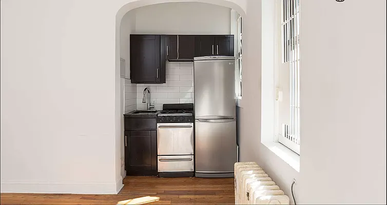 Rented by Living New York | media 13