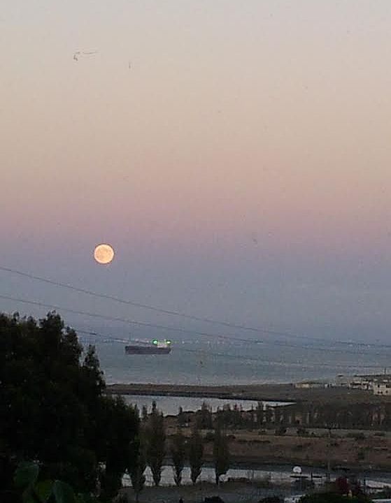 Full moon in India Basin