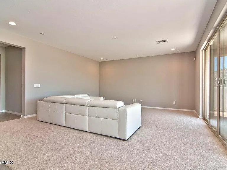6303 S 24th Pl — Photo 9