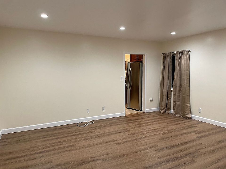 1st image of 10928 Galax St