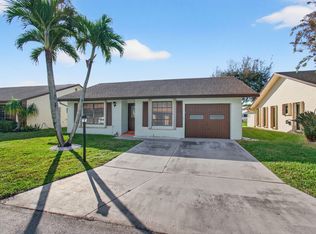 6271 Tall Cypress Circle, Greenacres, FL 33463