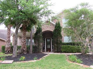 83 W Canyon Wren Cir, The Woodlands, TX 77389
