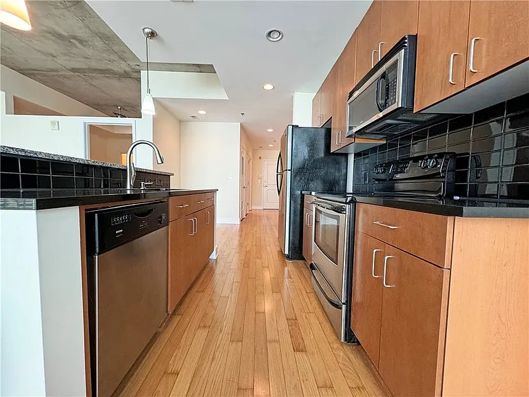 44 Peachtree Pl NW #929 — Photo 7